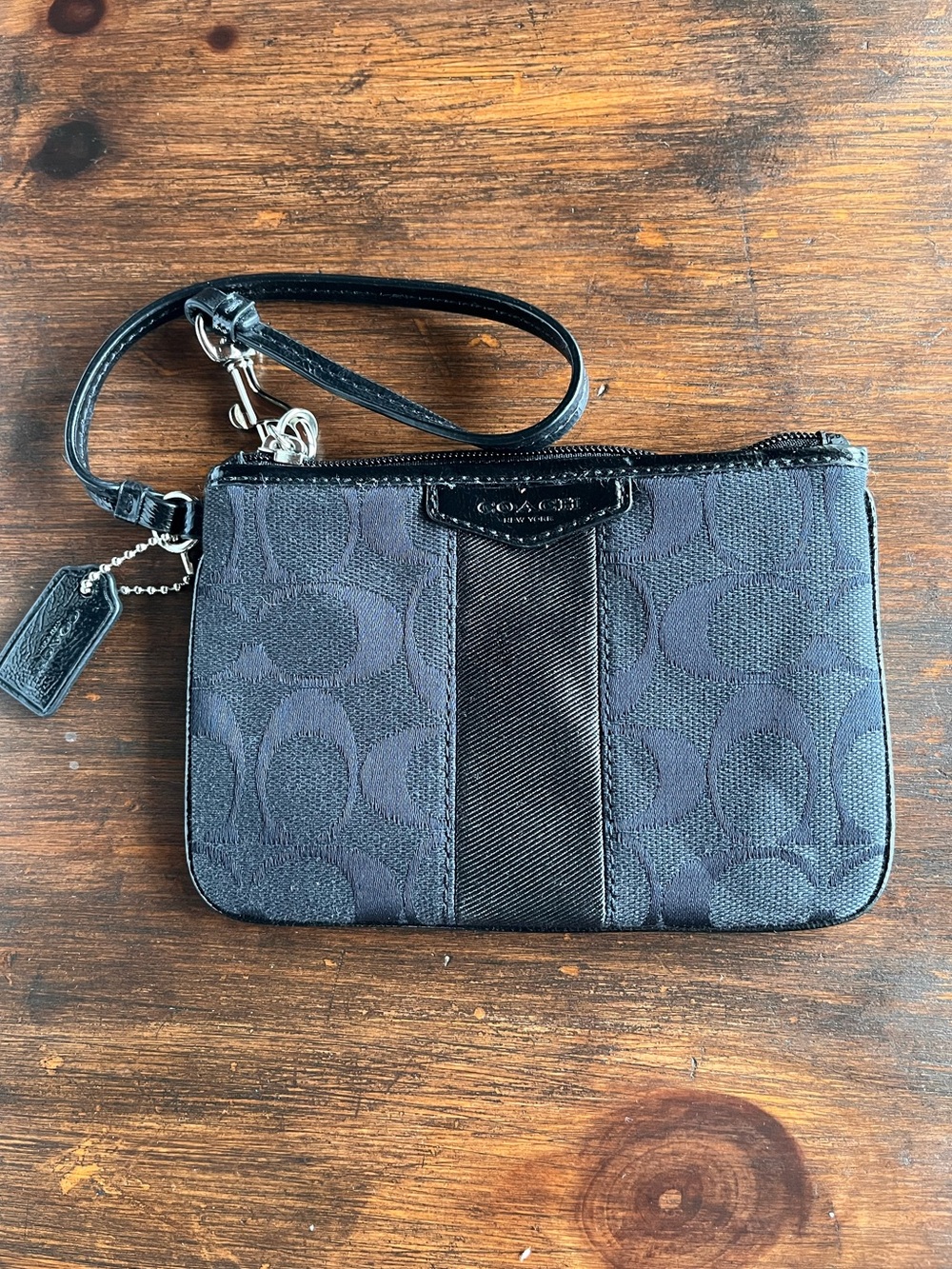 AUTHENTIC COACH Black Signature Jacquard Small Zip Wristlet
